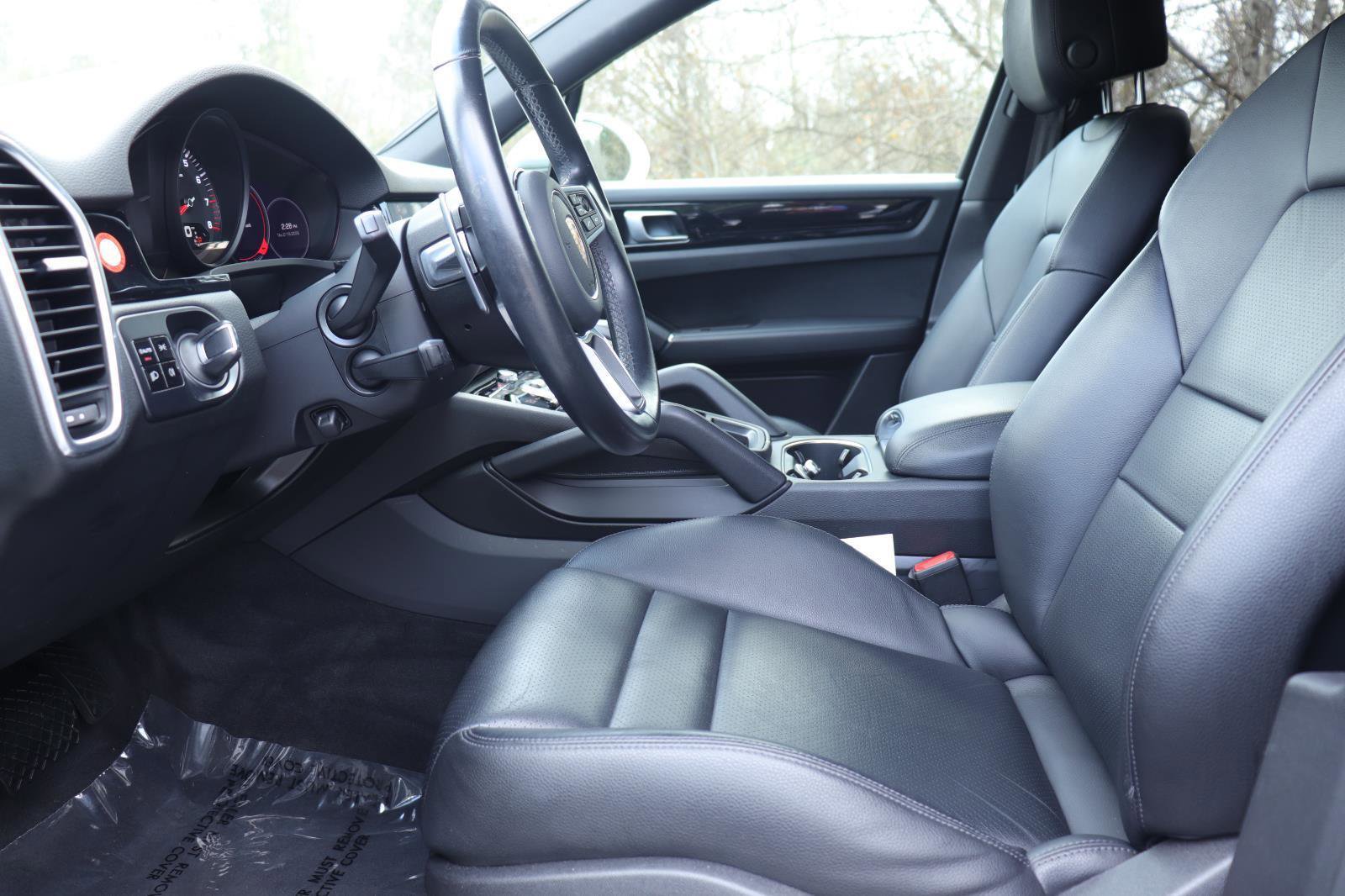 Used 2021 Porsche Cayenne image 11