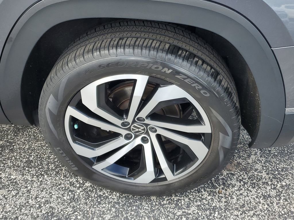 Used 2023 Volkswagen Atlas SEL image 5
