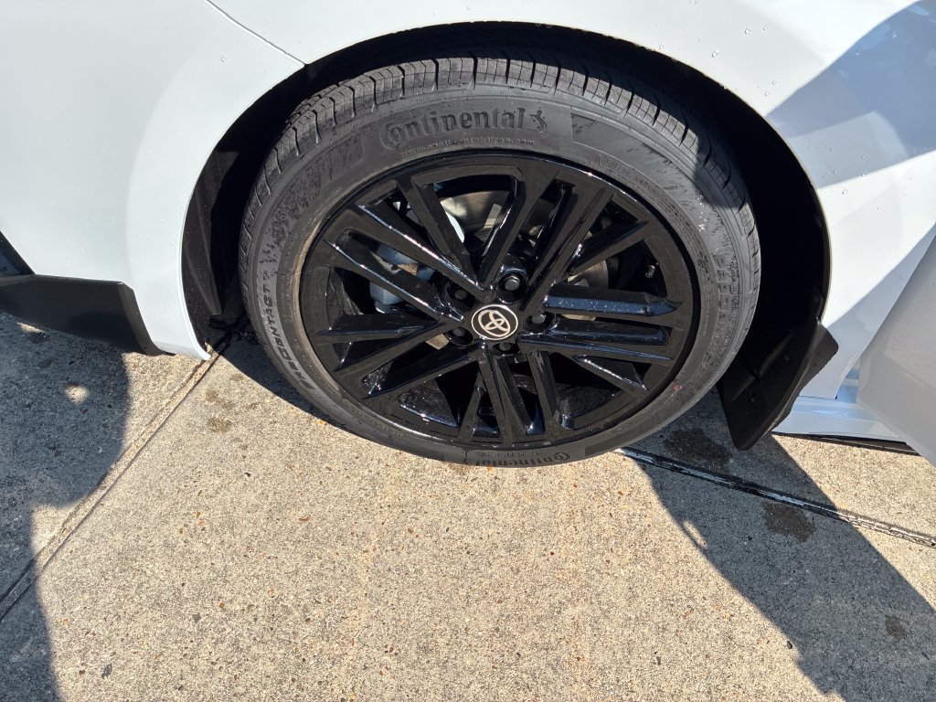 New 2026 Toyota Camry SE FWD image 32