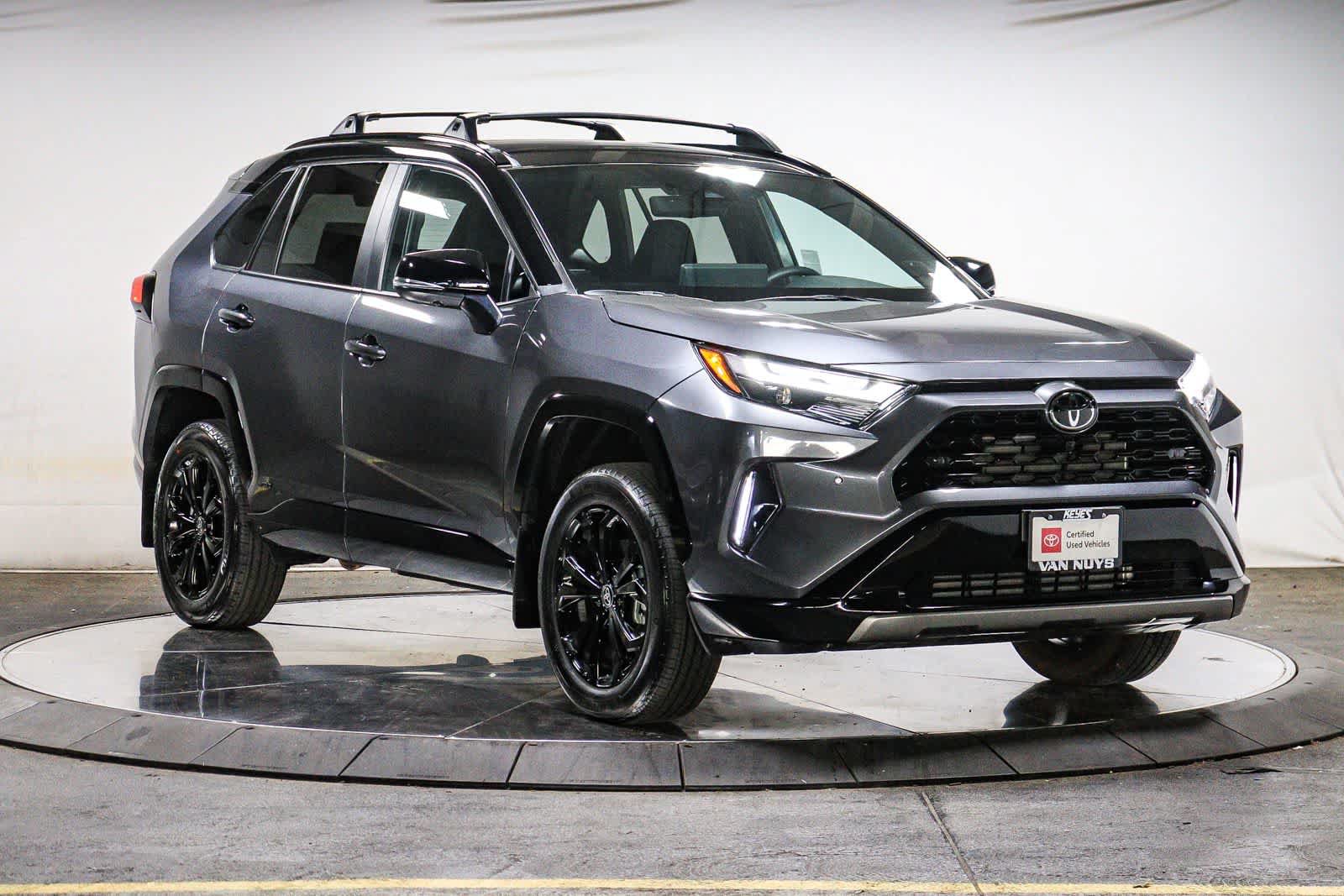 Certified 2025 Toyota RAV4 XSE w/ Advanced Technology Package AWD/4WD image 6