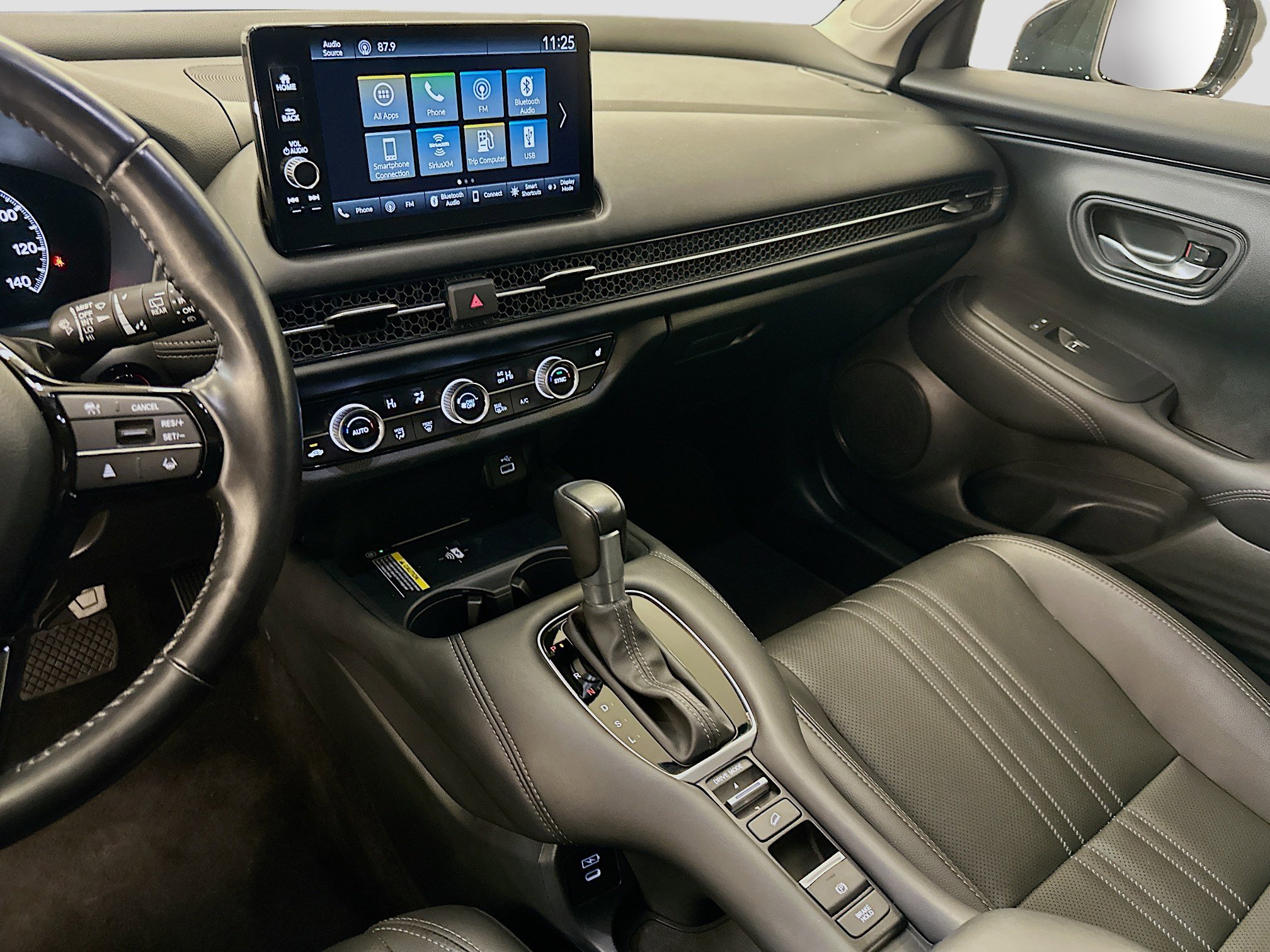 Used 2025 Honda HR-V EX-L image 25