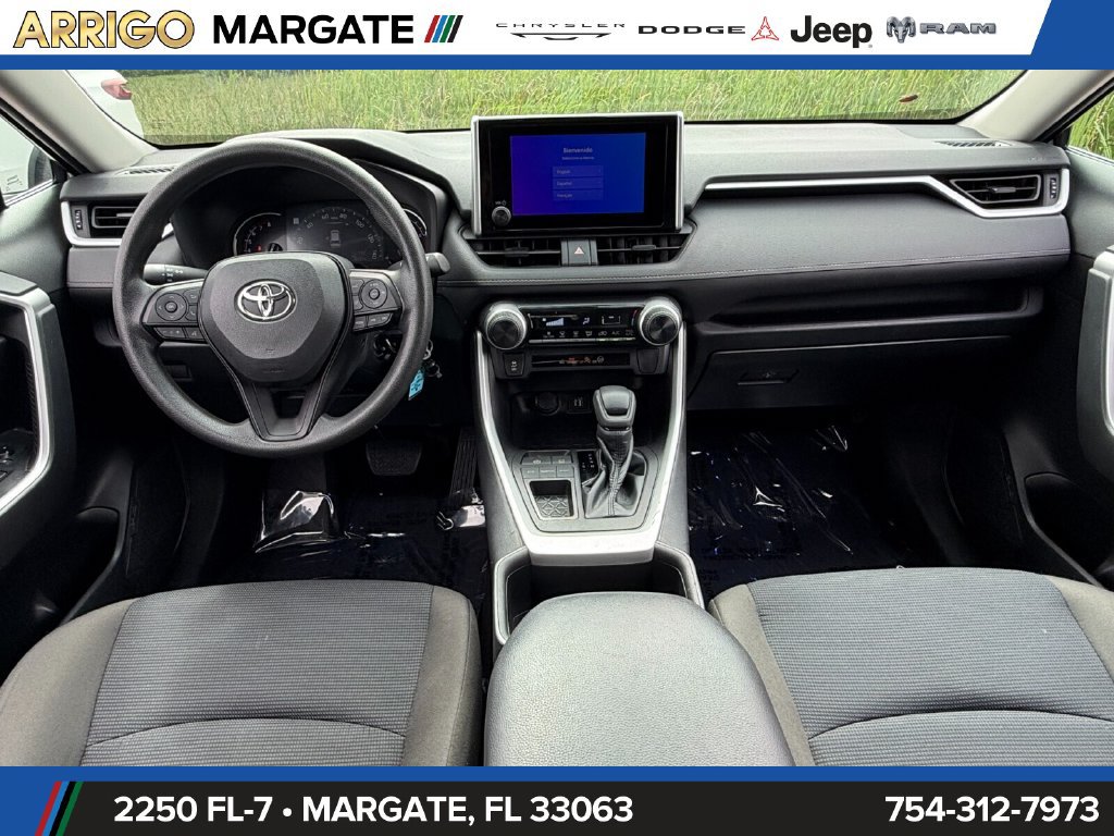 Used 2023 Toyota RAV4 LE FWD image 14