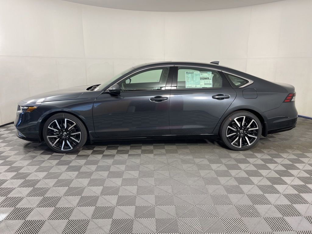 New 2026 Honda Accord Touring image 2