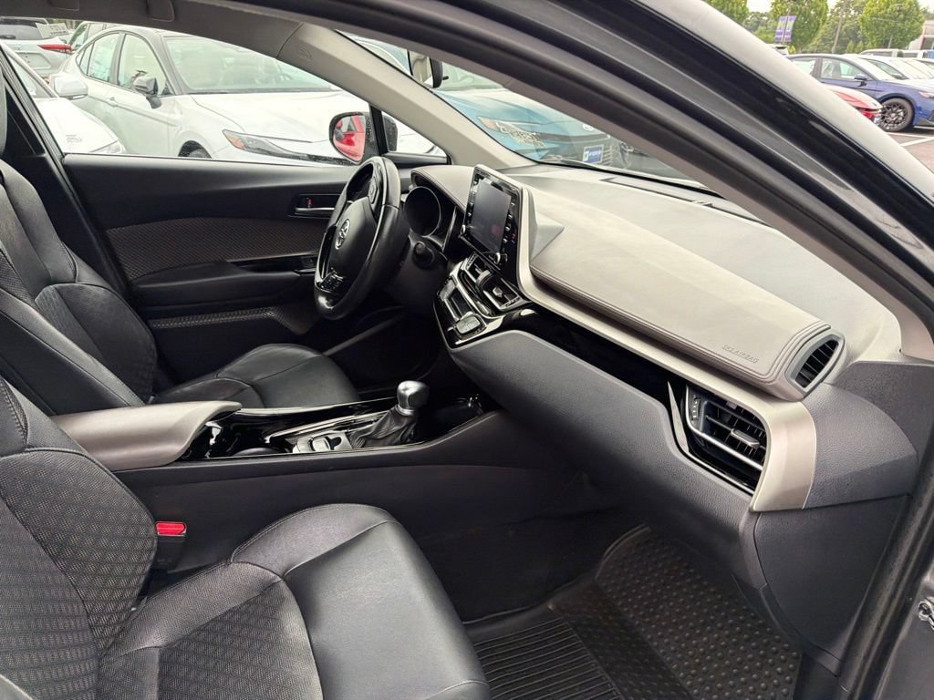 Certified 2021 Toyota C-HR Limited FWD image 11