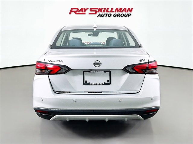 Used 2020 Nissan Versa SV image 6