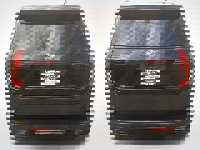 New 2025 Ford Expedition Max Platinum image 5