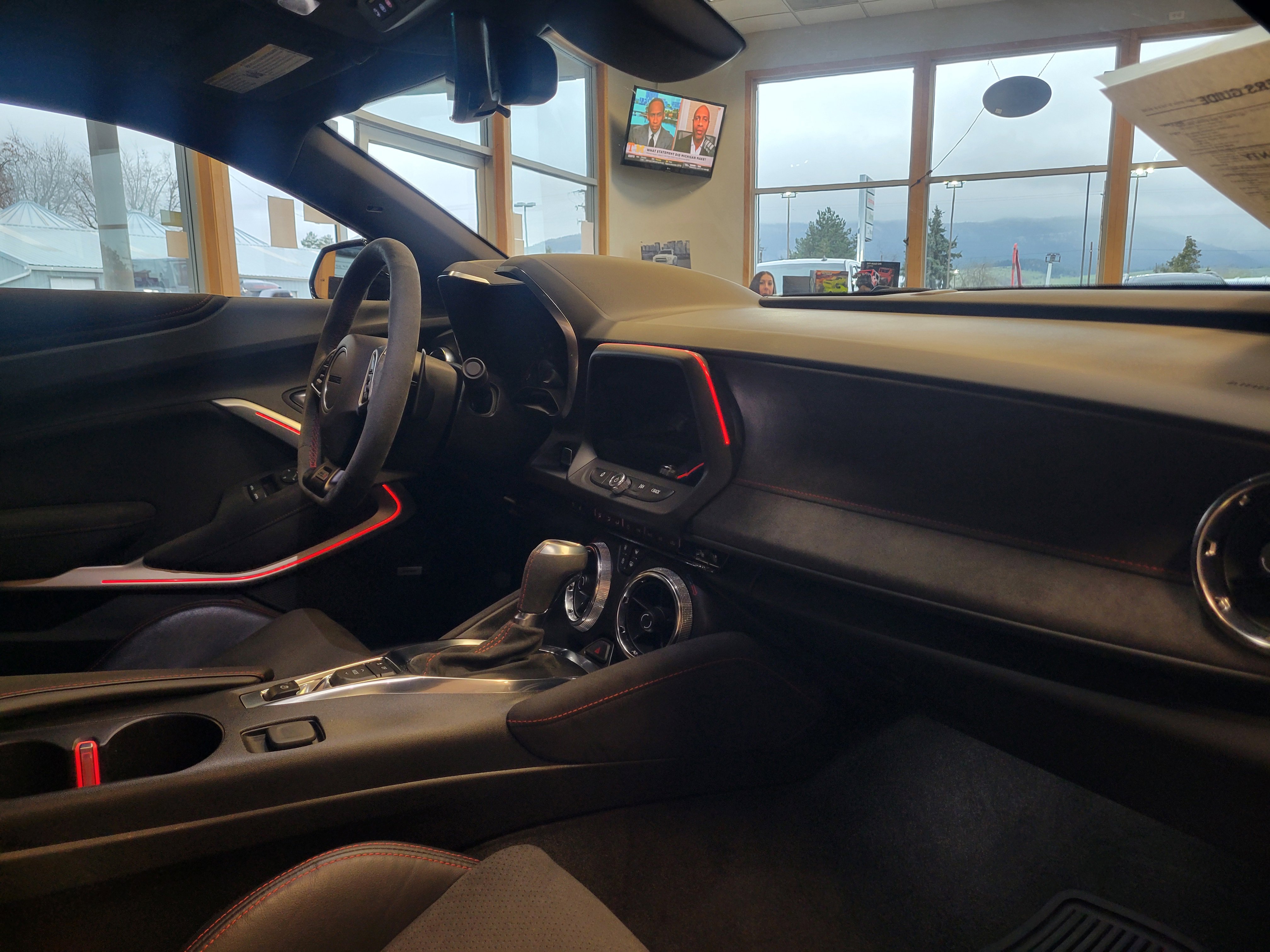 Used 2022 Chevrolet Camaro ZL1 image 20