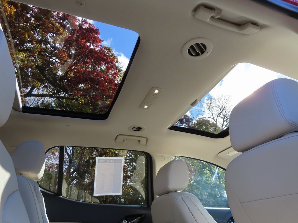 Certified 2023 GMC Acadia Denali w/ Denali Ultimate Package image 5