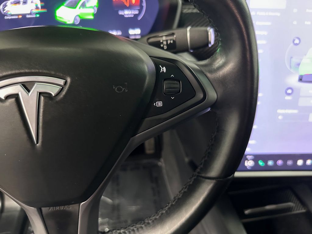 Used 2020 Tesla Model X Long Range AWD/4WD image 16