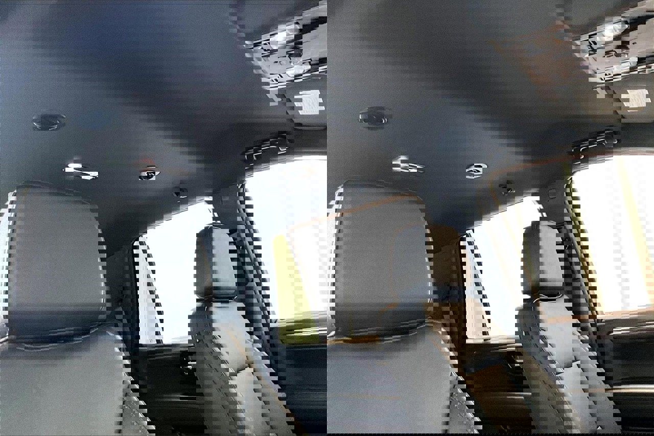 Used 2025 Chevrolet Tahoe LT image 27