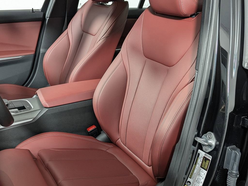 Certified 2022 BMW 330i xDrive Sedan w/ M Sport Package image 18