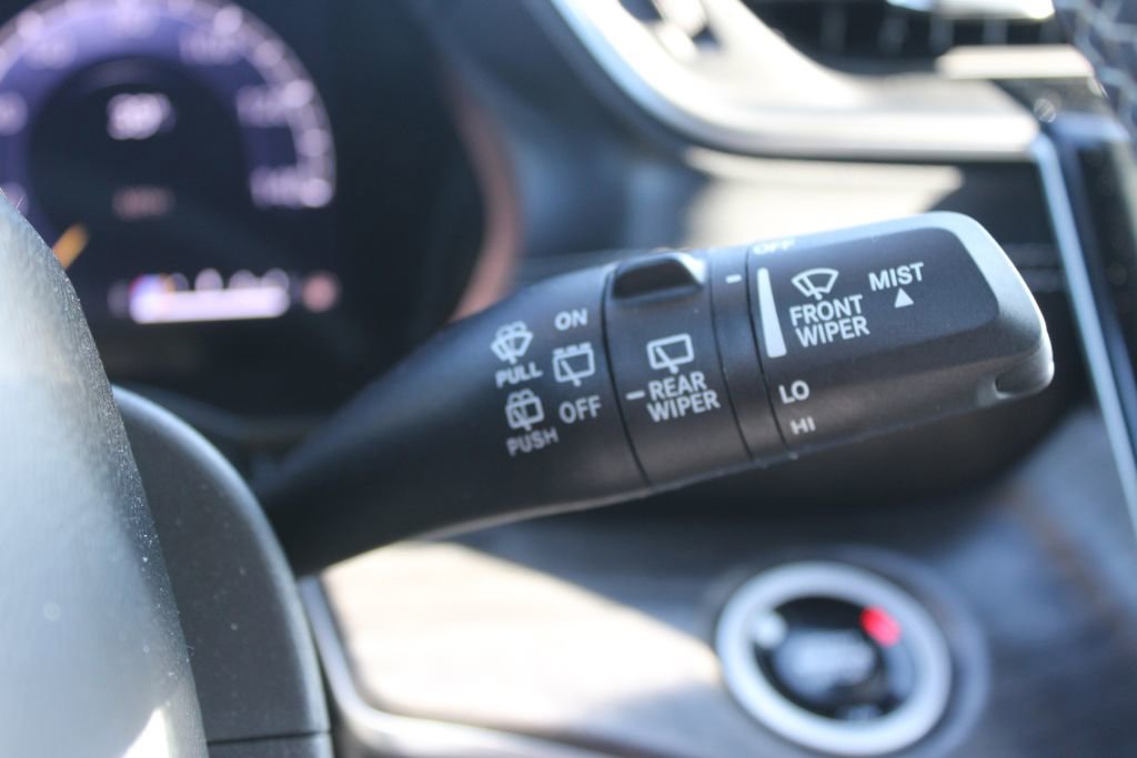 Used 2024 Jeep Grand Cherokee L Limited w/ Luxury Tech Group II image 42