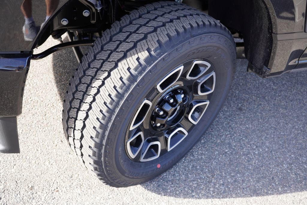 New 2026 Ford F250 Platinum image 11