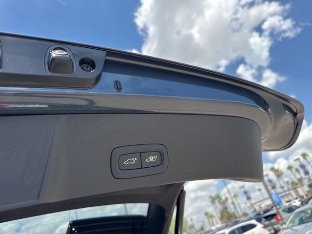 New 2026 Volvo XC40 B5 Plus w/ Climate Package image 10