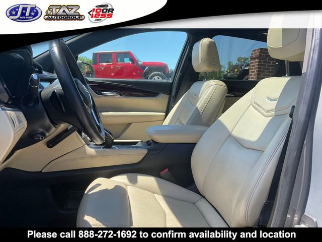Used 2018 Cadillac XT5 Luxury w/ Driver Awareness Package AWD/4WD image 10