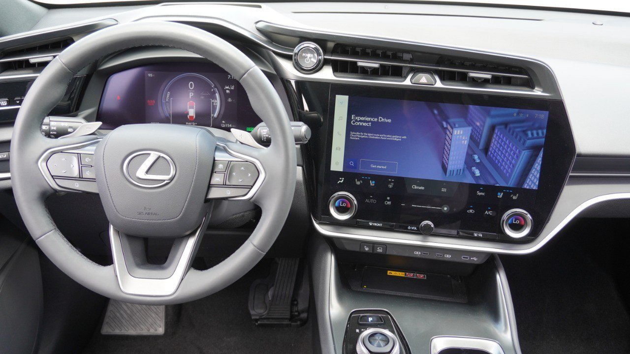 Certified 2024 Lexus RZ 450e Premium w/ Technology Package AWD/4WD image 28