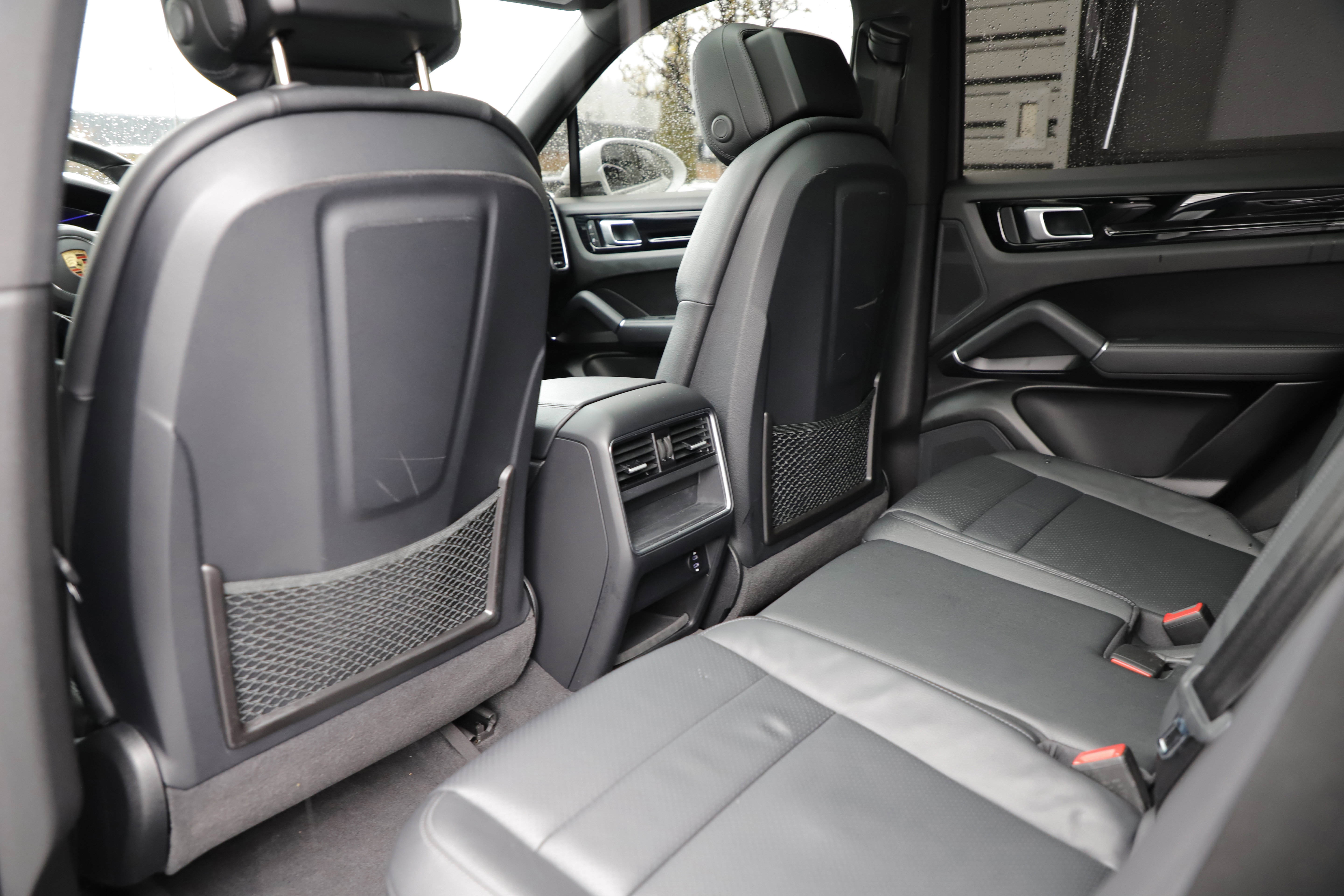 Used 2023 Porsche Cayenne image 14