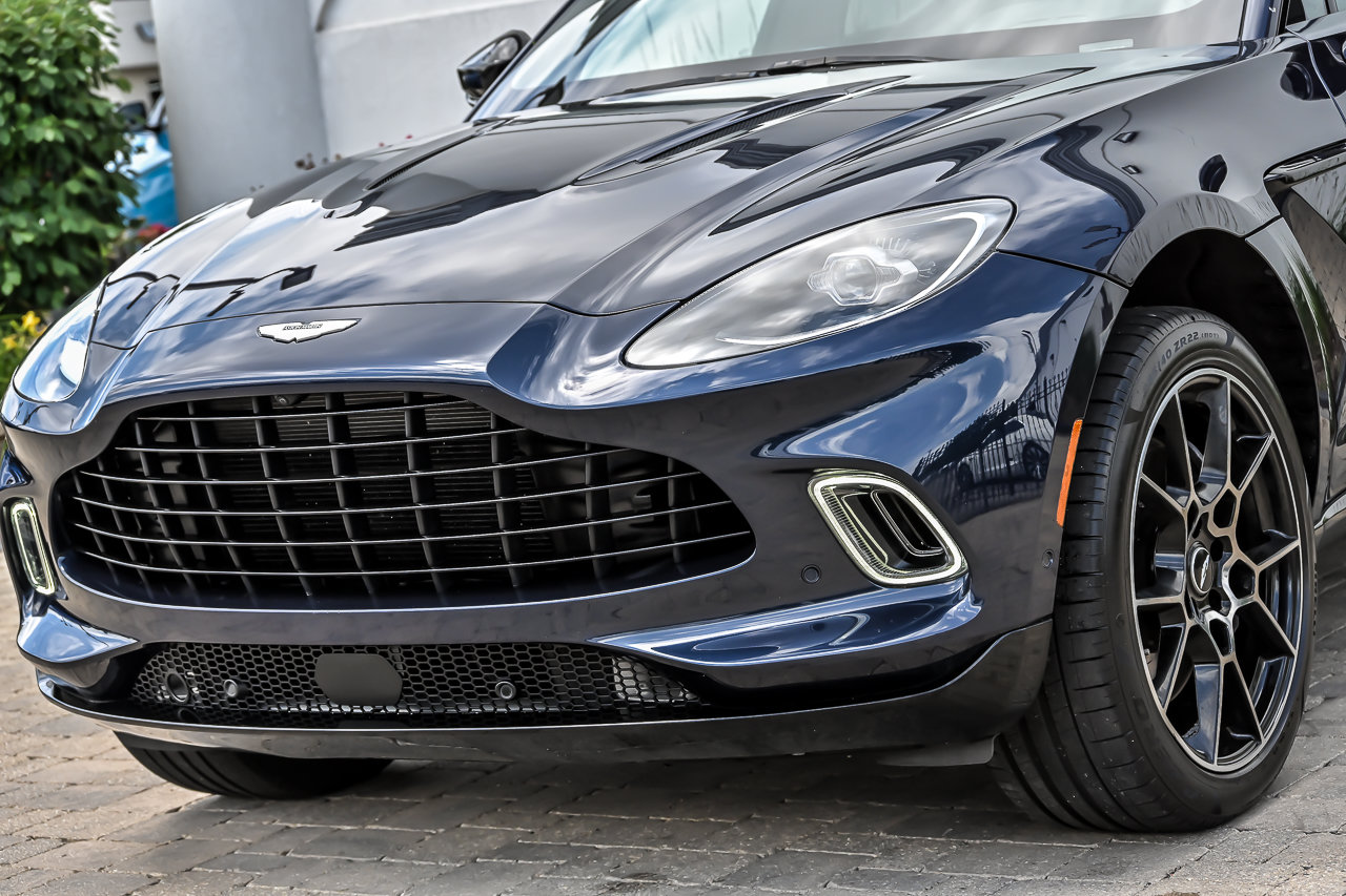 Used 2021 Aston Martin DBX AWD/4WD image 6