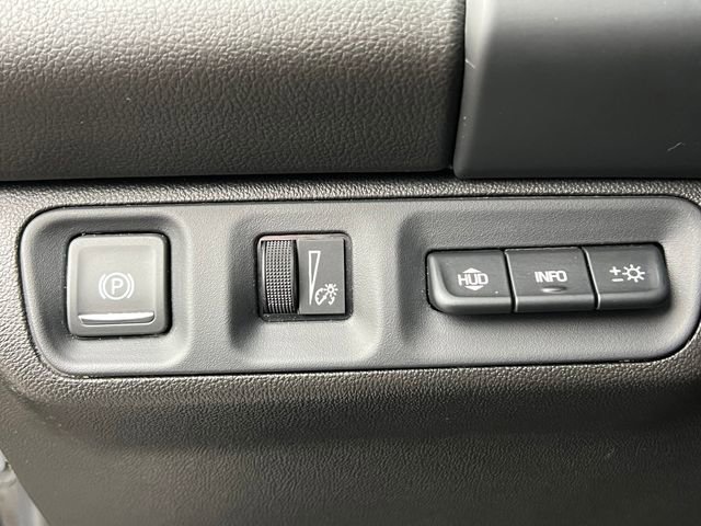 Used 2023 GMC Acadia AT4 w/ Technology Package AWD/4WD image 23