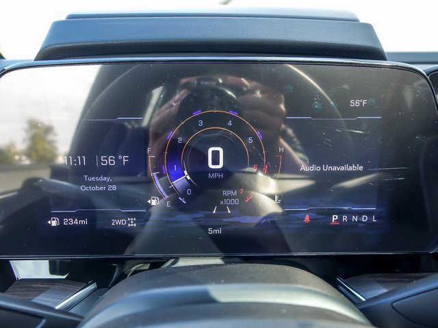 New 2026 Chevrolet Suburban Premier image 25