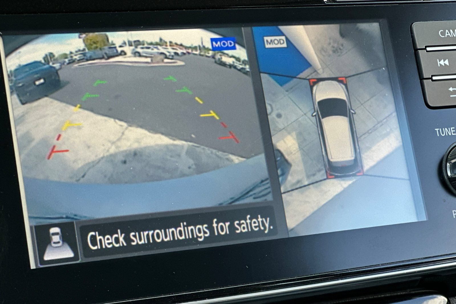 Used 2018 Nissan Leaf SL w/ SL Technology Package FWD image 28