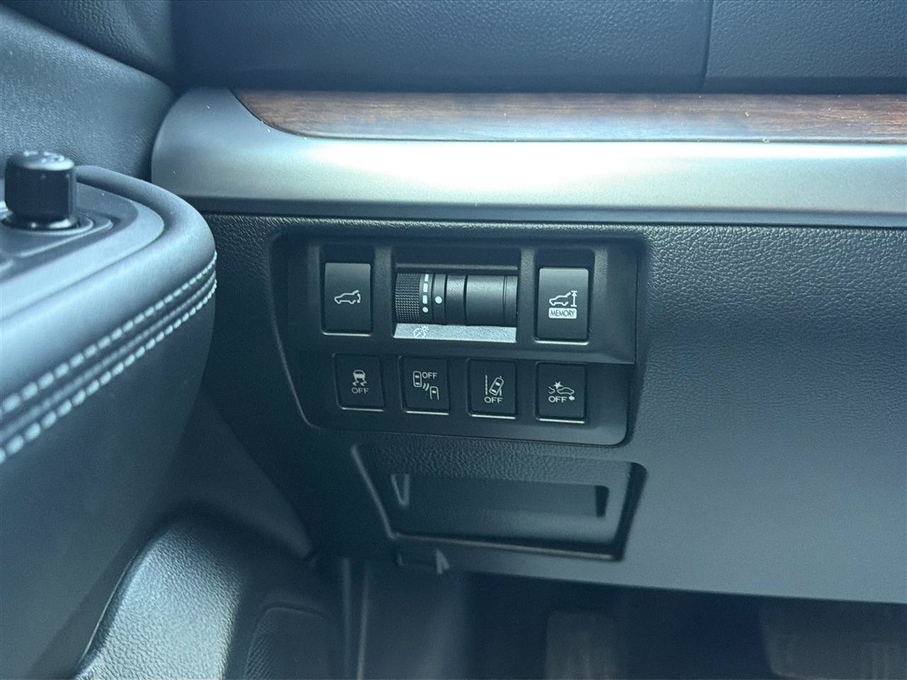 Used 2019 Subaru Outback 2.5i Limited AWD/4WD image 27