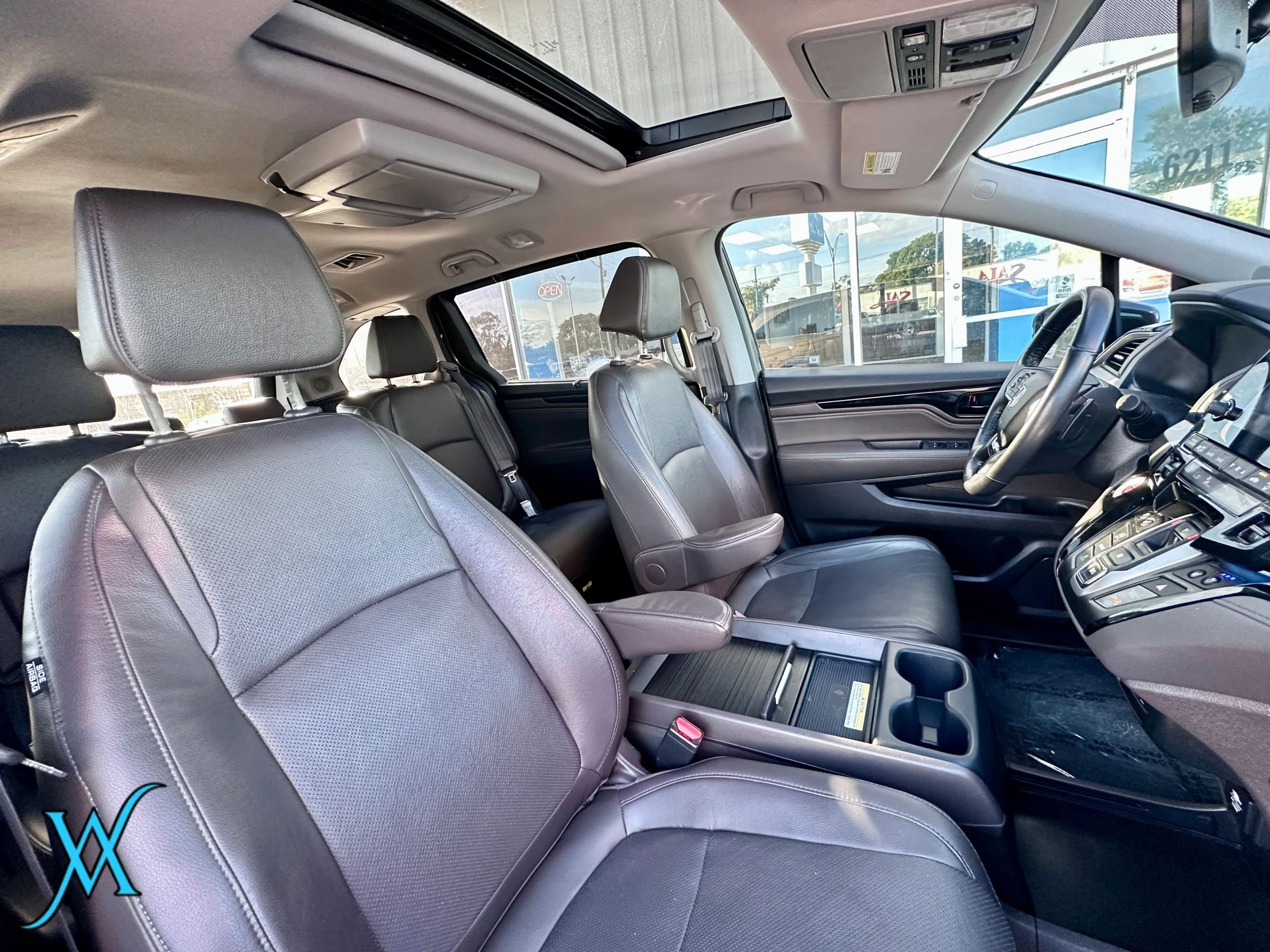 Used 2020 Honda Odyssey Elite image 19