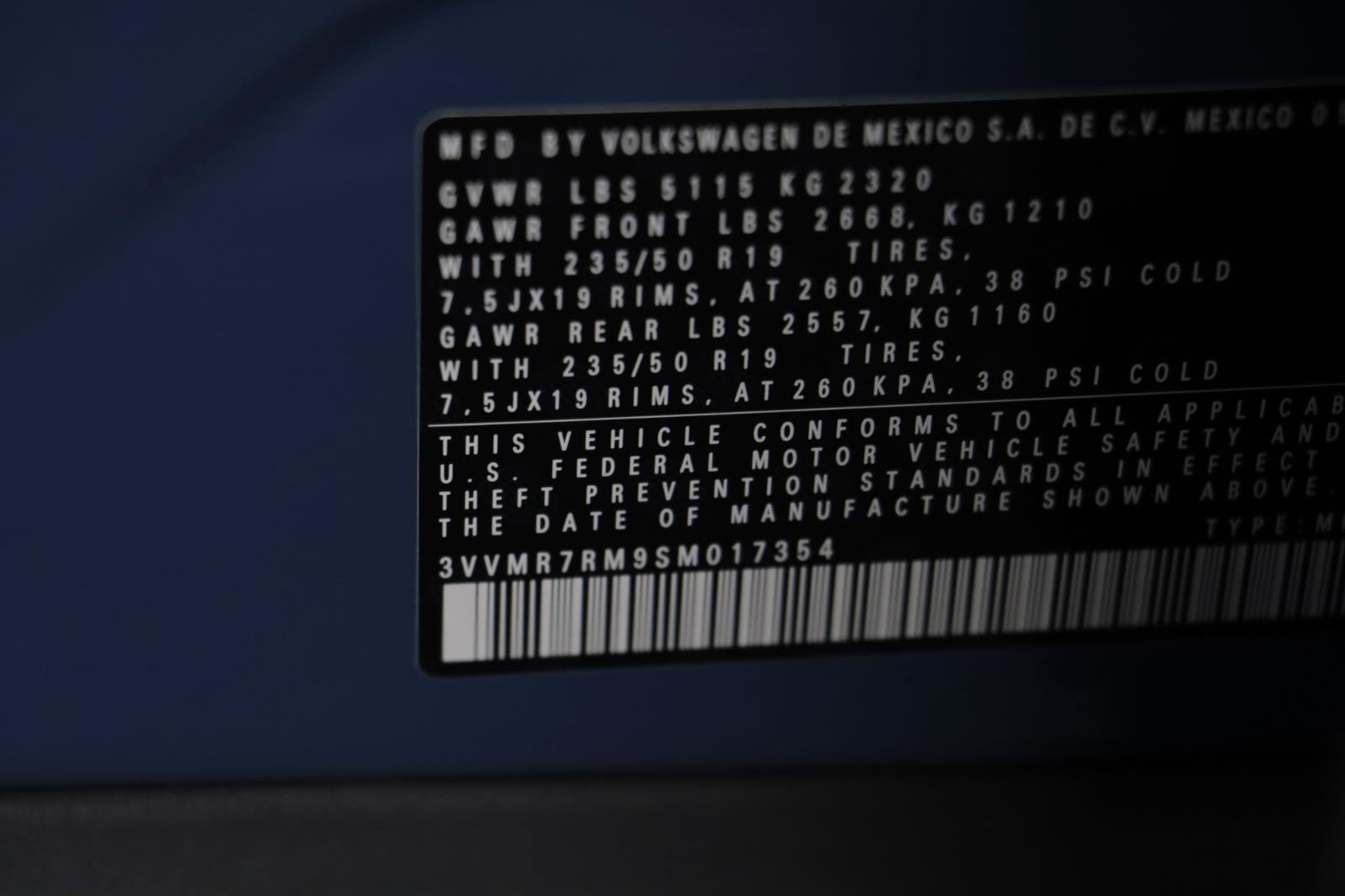 Used 2025 Volkswagen Tiguan SE w/ Panoramic Sunroof Package image 22