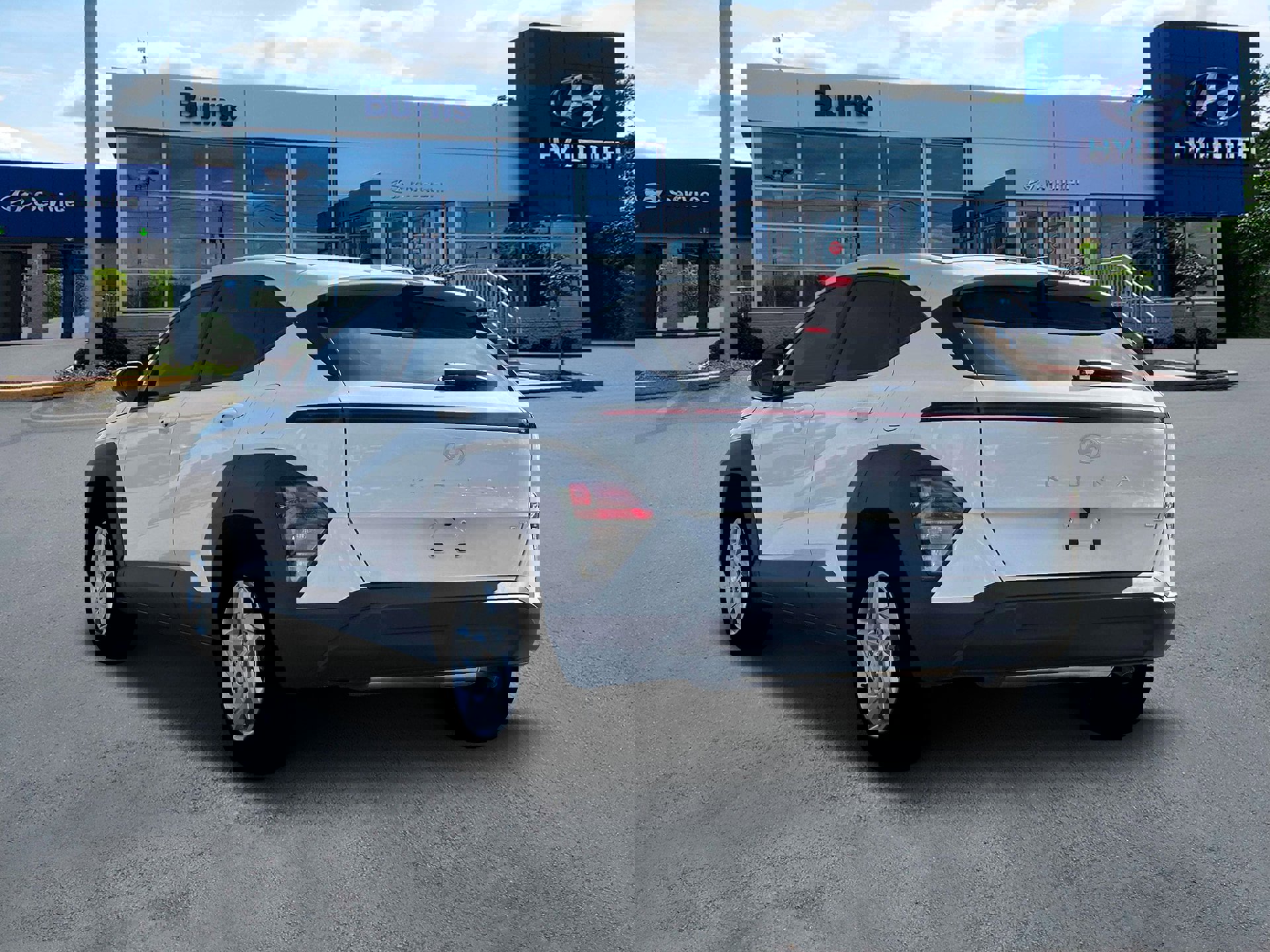 New 2026 Hyundai Kona SE image 5