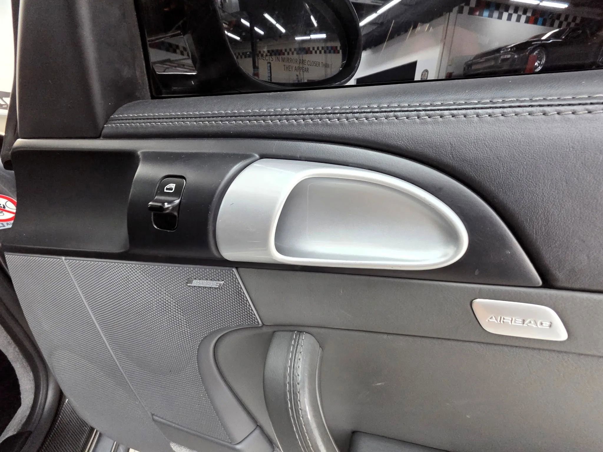 Used 2007 Porsche 911 Turbo image 11