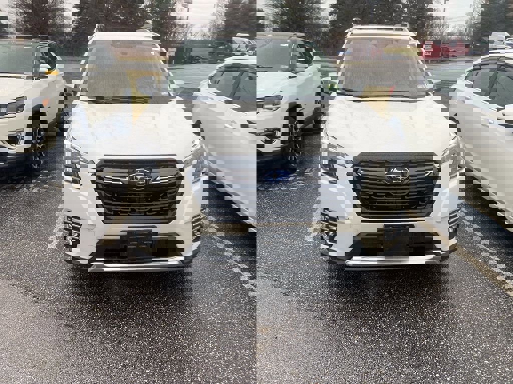 Used 2024 Subaru Forester Touring image 2