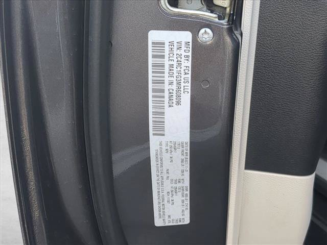 Used 2021 Chrysler Pacifica Touring FWD image 24