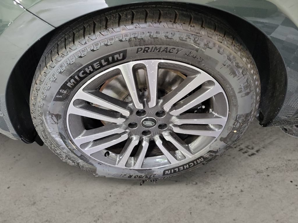 Used 2023 Land Rover Range Rover SE AWD/4WD image 9