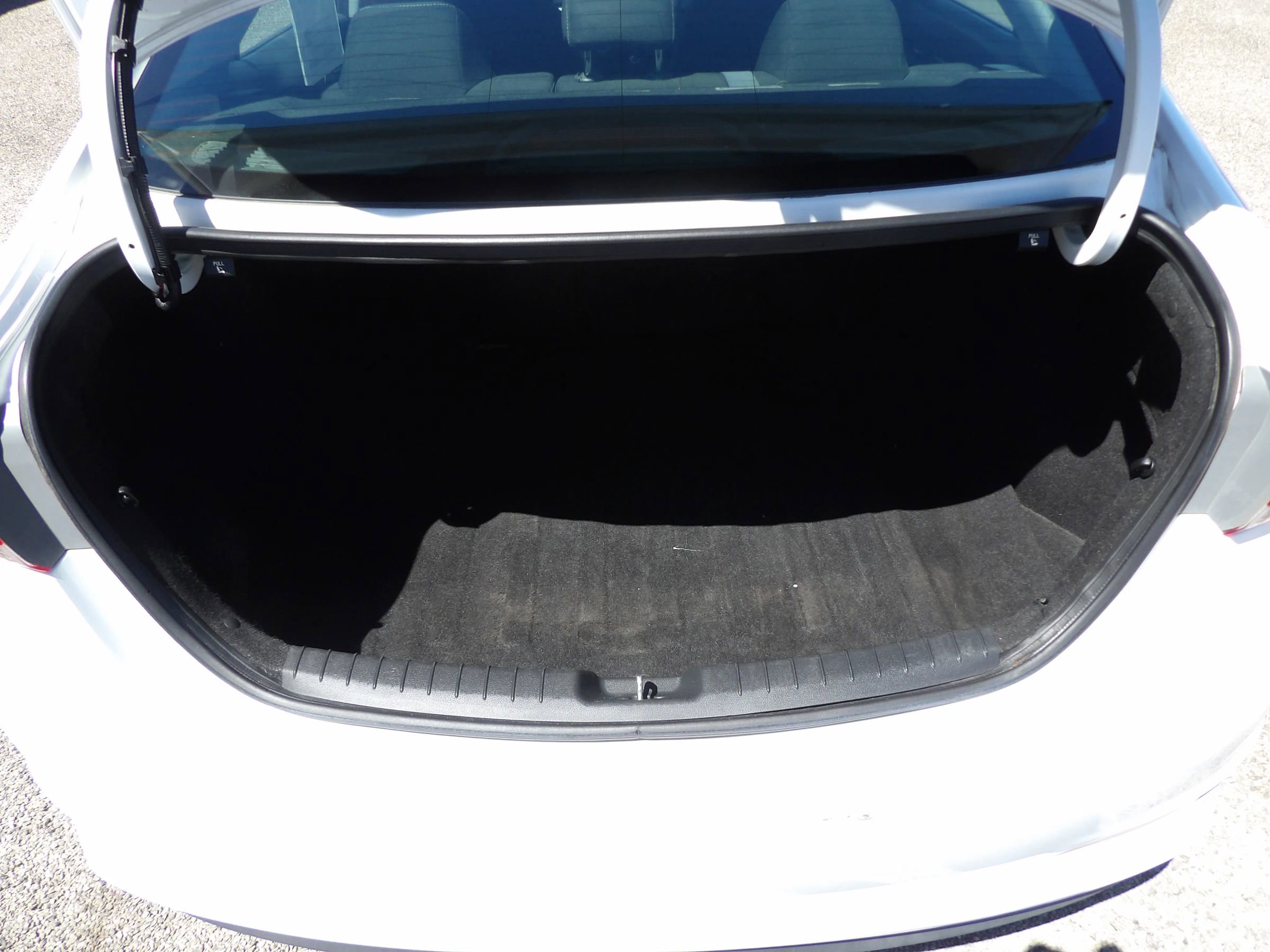 Used 2018 Hyundai Elantra SE FWD image 23