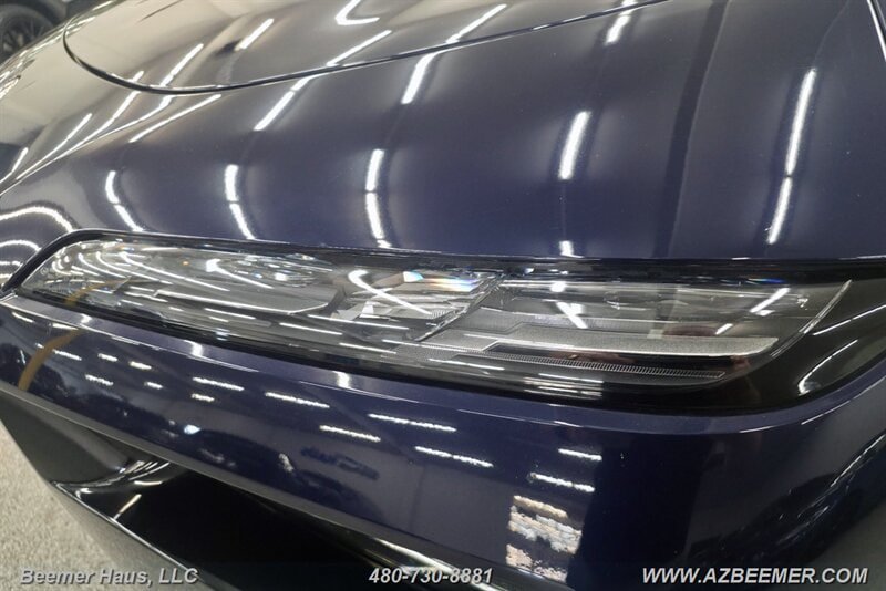 Used 2024 BMW 740i xDrive w/ Executive Package AWD/4WD image 12