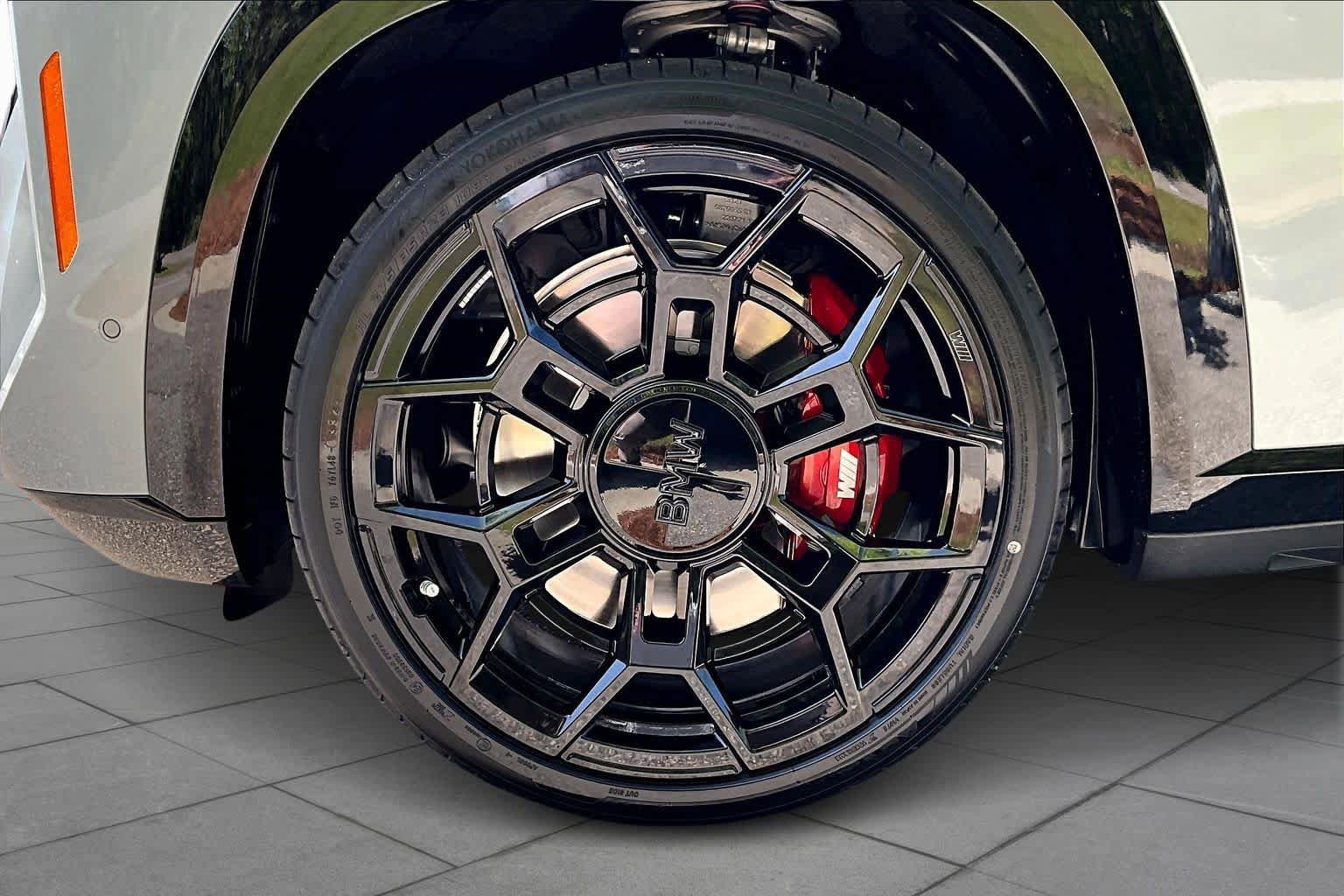 New 2026 BMW XM Label Red image 11