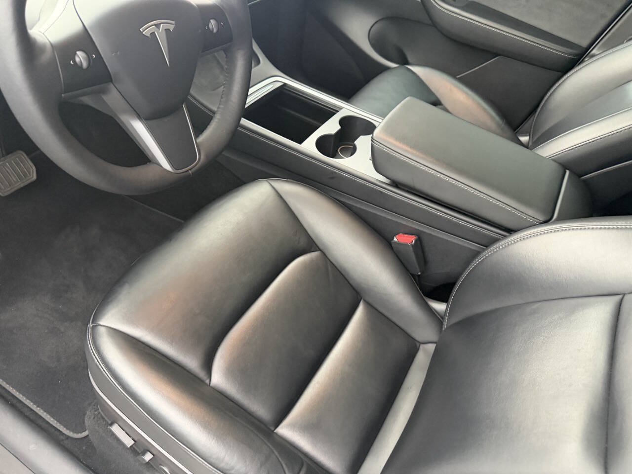 Used 2021 Tesla Model Y Long Range AWD/4WD image 16