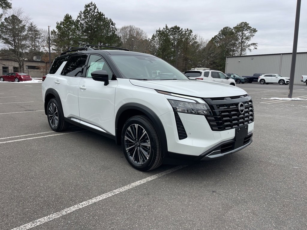 New 2026 Nissan Pathfinder Platinum image 4