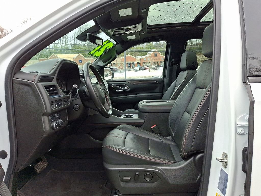 Used 2021 Chevrolet Tahoe RST w/ Luxury Package image 14