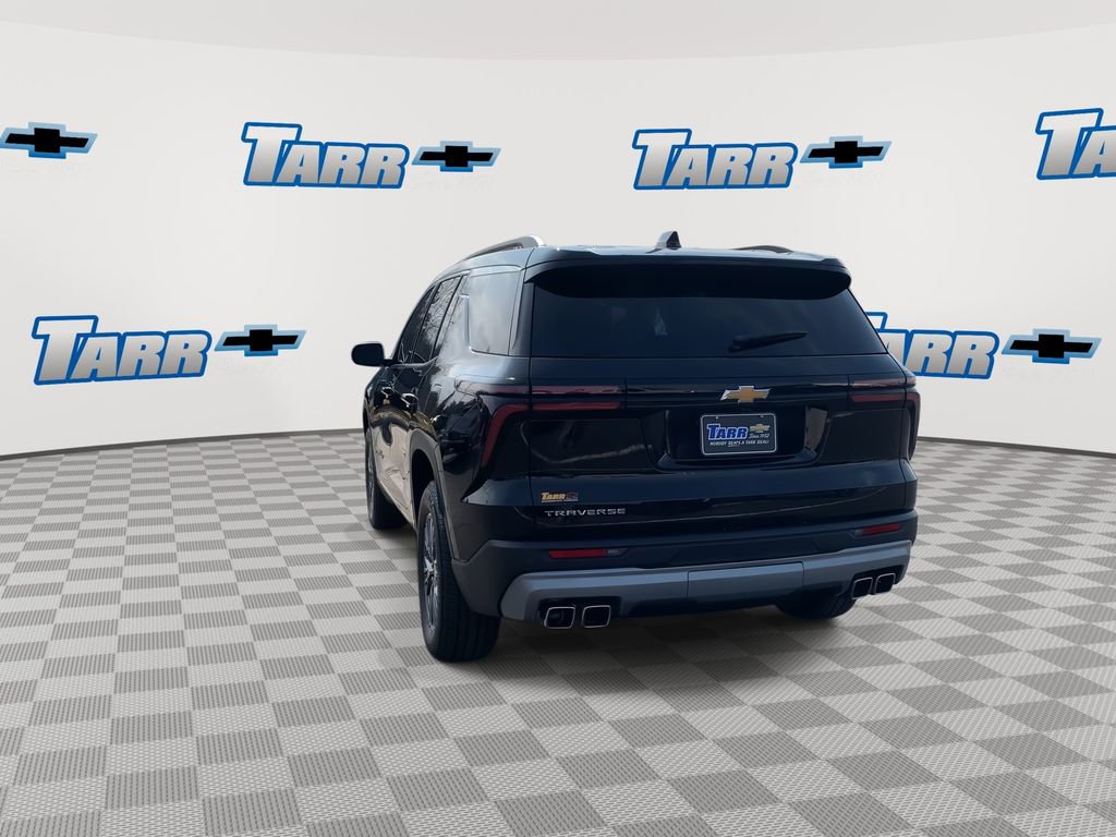 Used 2025 Chevrolet Traverse LT image 7