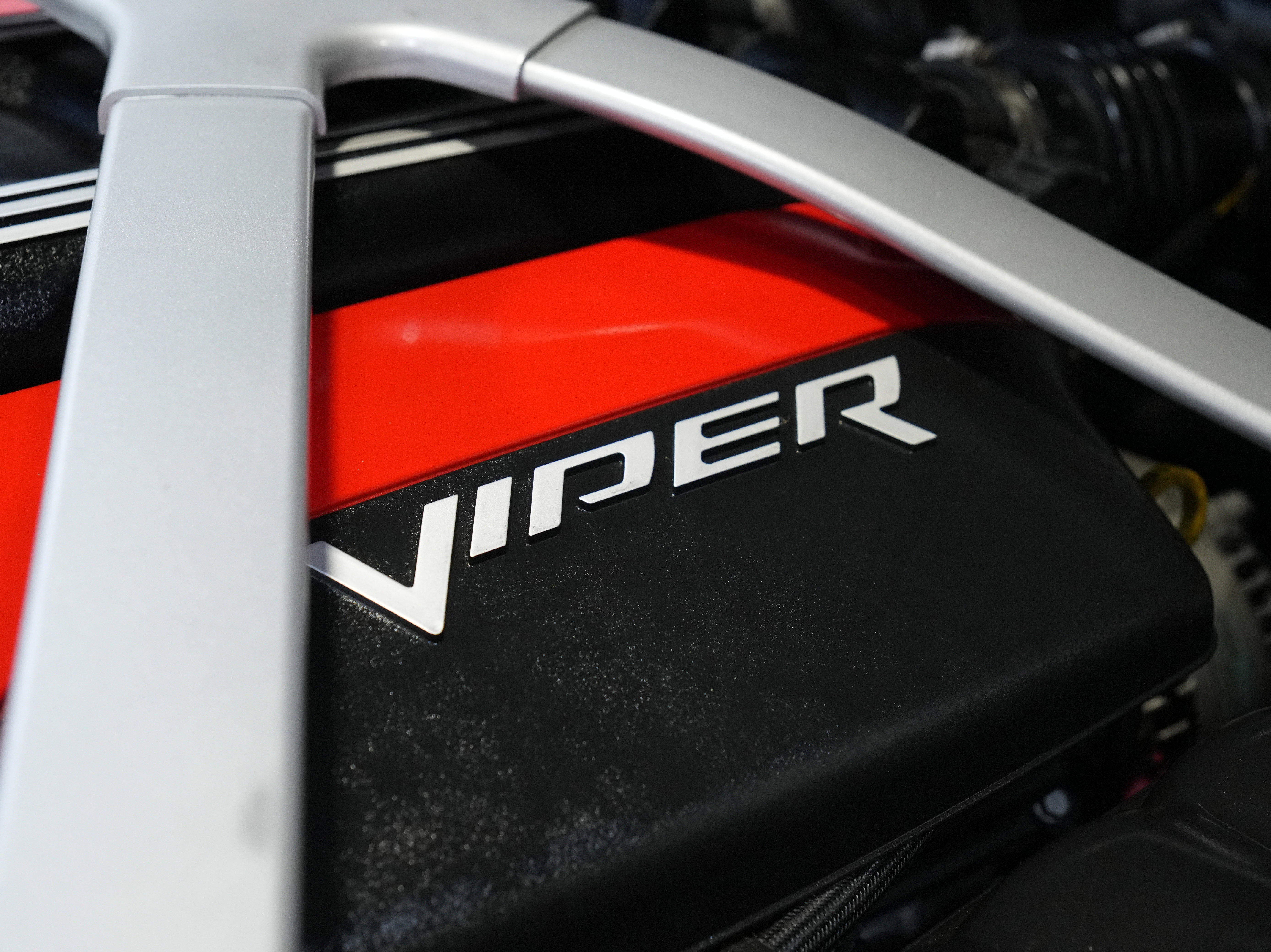 Used 2013 SRT Viper GTS w/ GTS Laguna Interior Pkg image 47