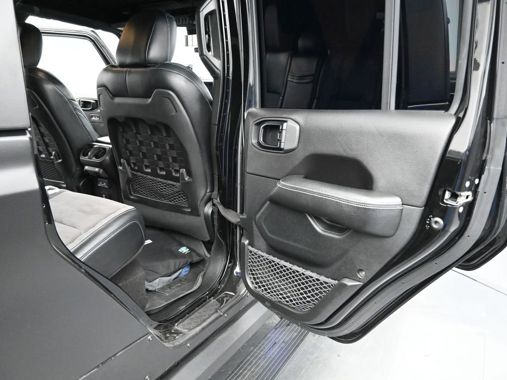 Used 2020 Jeep Gladiator Rubicon image 24