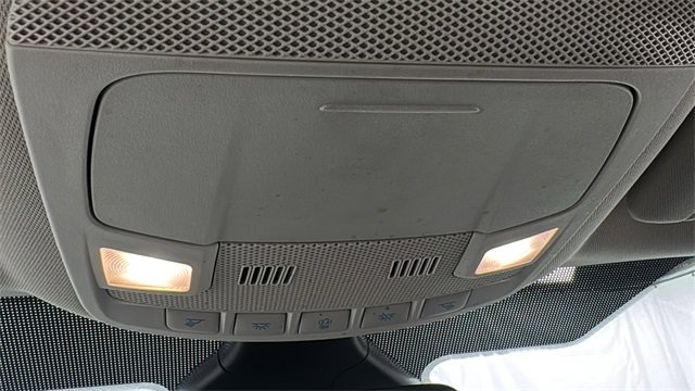 Used 2024 Ford Edge SE image 30