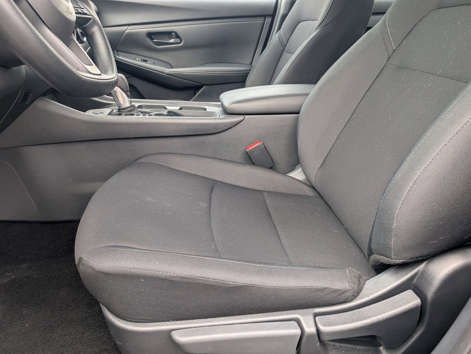 Used 2025 Nissan Sentra S FWD image 6