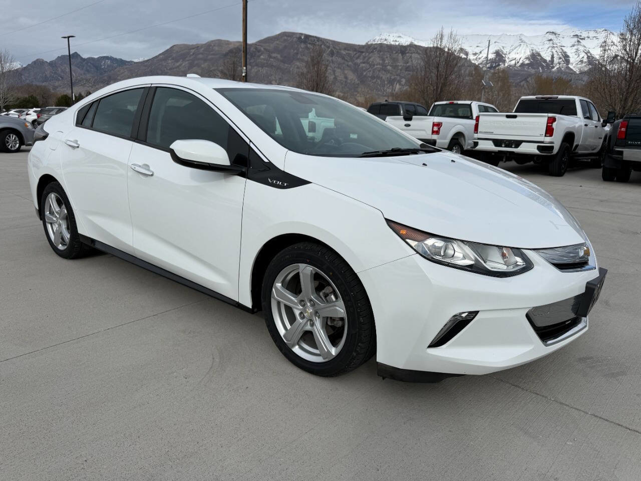 Used 2018 Chevrolet Volt LT image 9