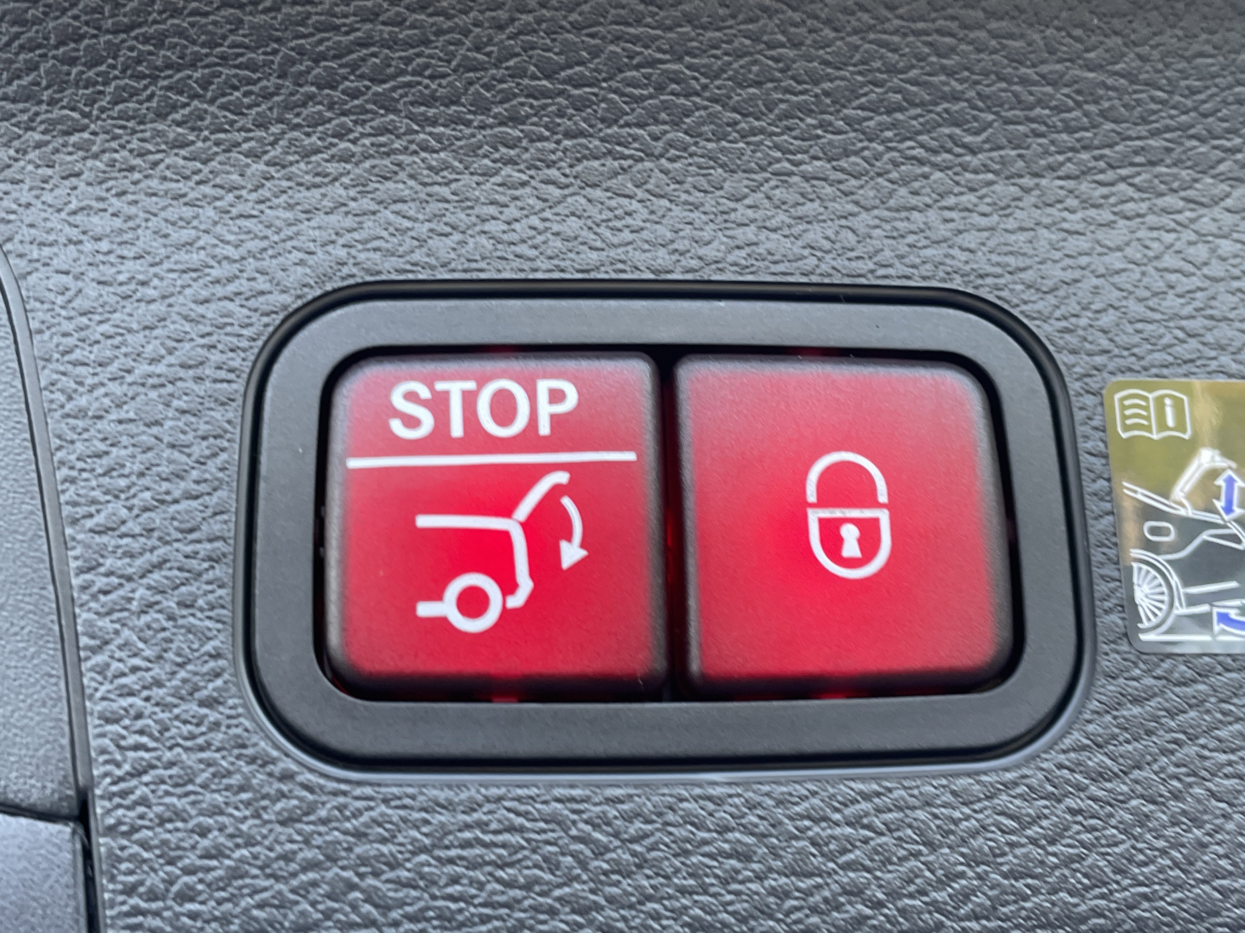 New 2026 Mercedes-Benz GLS 450 4MATIC image 12