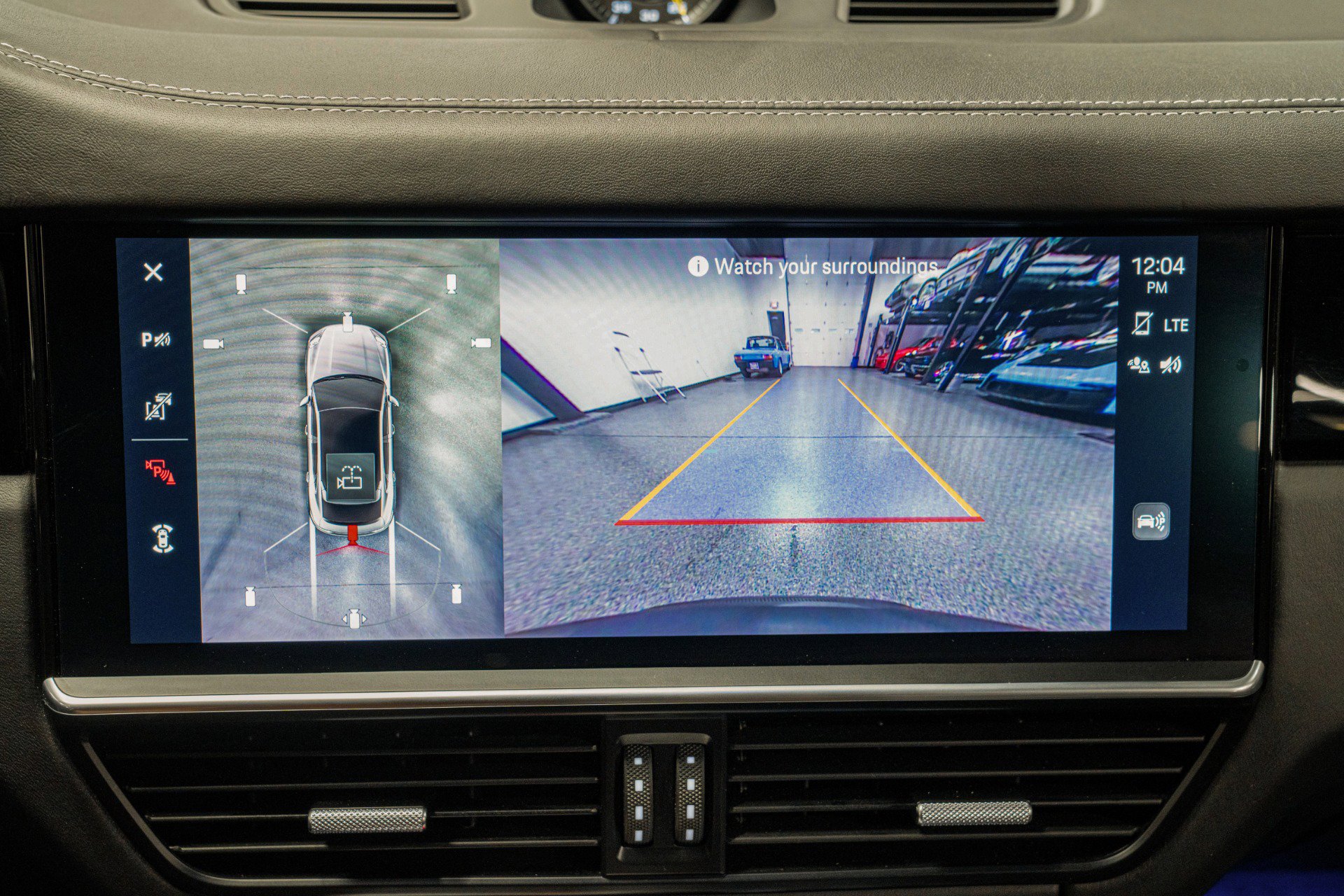 Used 2023 Porsche Cayenne Turbo GT image 36