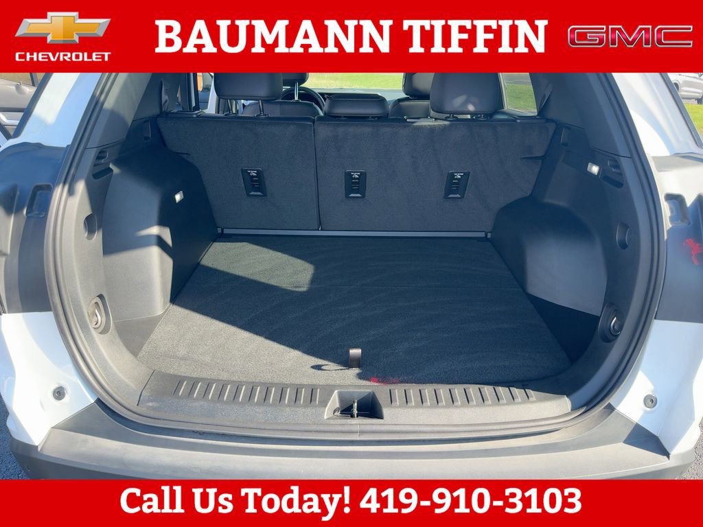 Used 2025 GMC Terrain Elevation w/ Elevation Premium Package FWD image 7