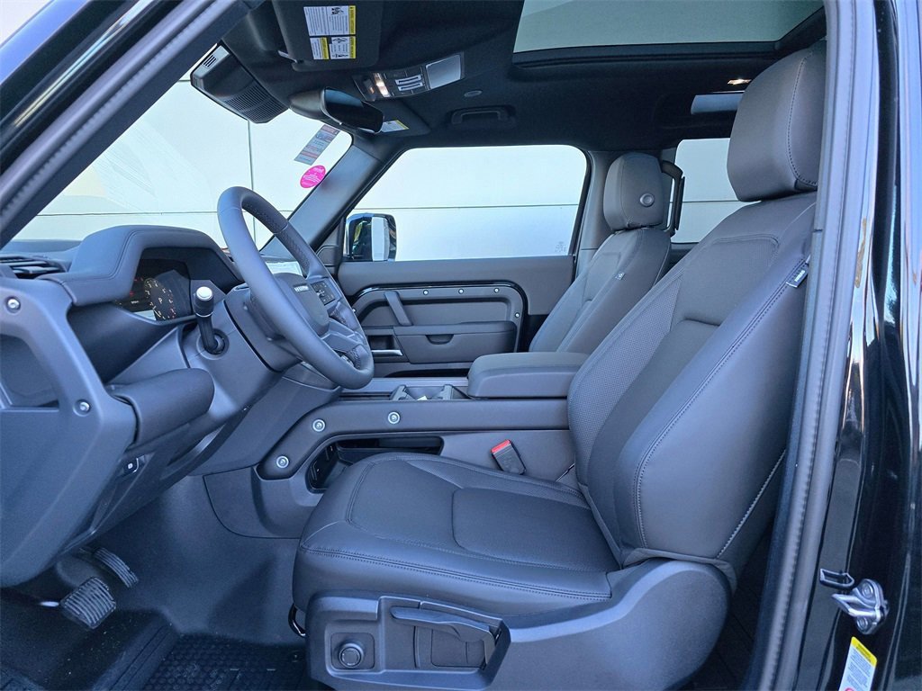 New 2025 Land Rover Defender 90 S image 21