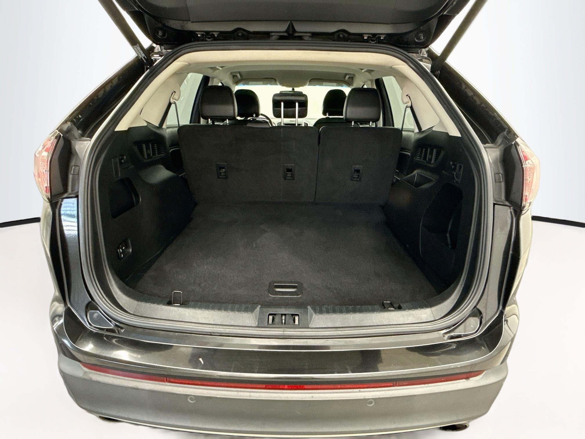 Used 2015 Ford Edge SEL w/ Equipment Group 201A FWD image 28